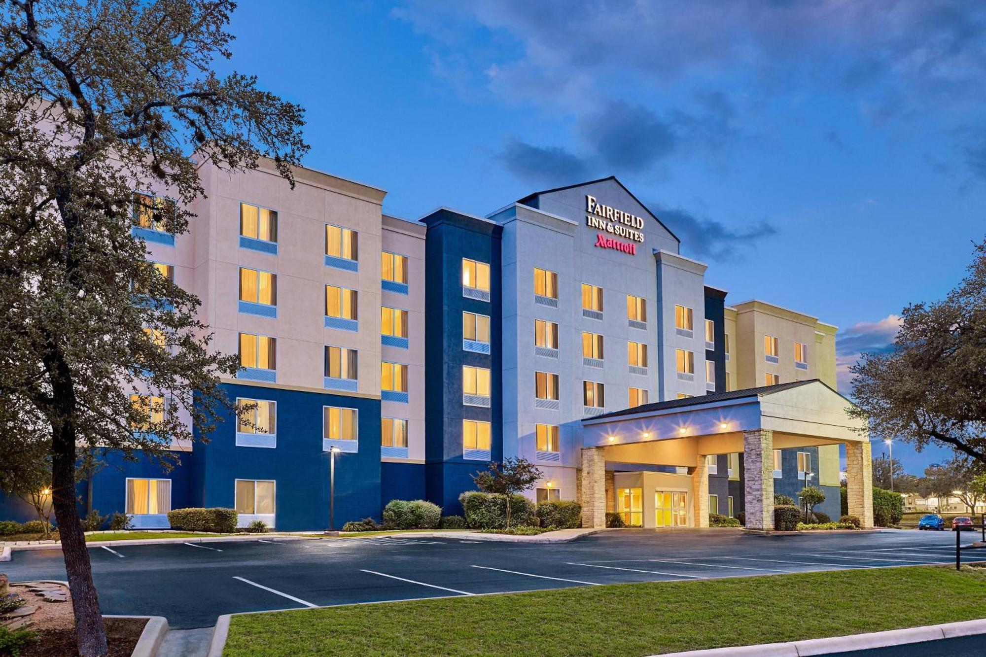 Fairfield Inn And Suites By Marriott San Antonio Northeast / Schertz / Rafb Exteriér fotografie